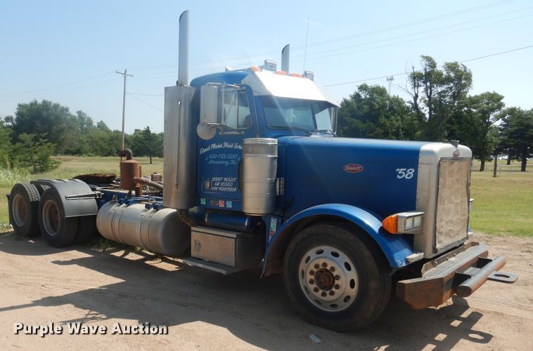 image for item DK8010 2004 Peterbilt 379  semi truck