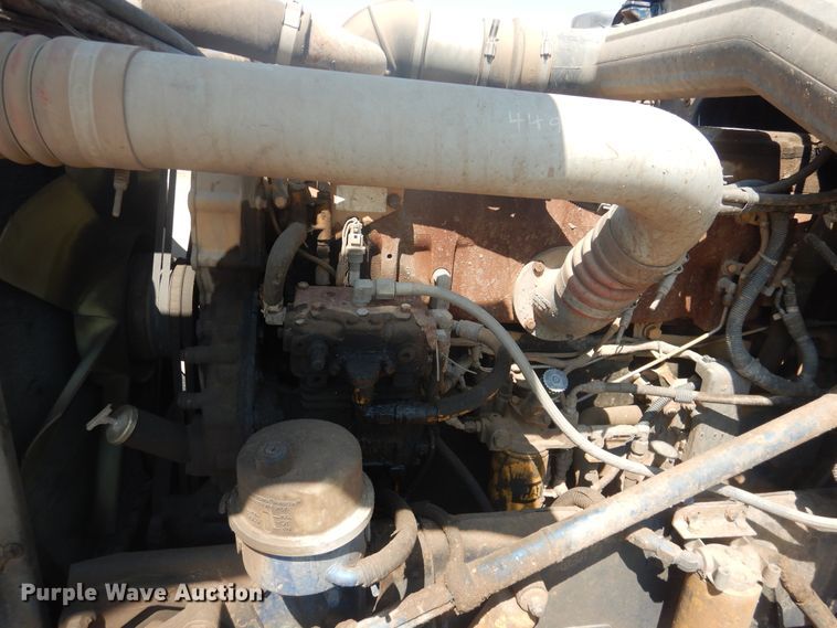 image for item DK8010 2004 Peterbilt 379  semi truck