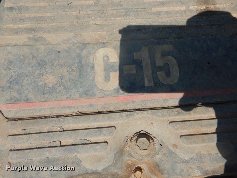 image for item DK8010 2004 Peterbilt 379  semi truck