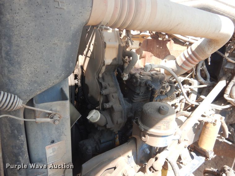 image for item DK8010 2004 Peterbilt 379  semi truck