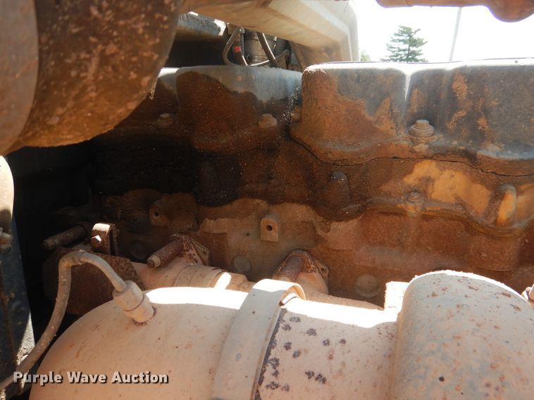 image for item DK8010 2004 Peterbilt 379  semi truck