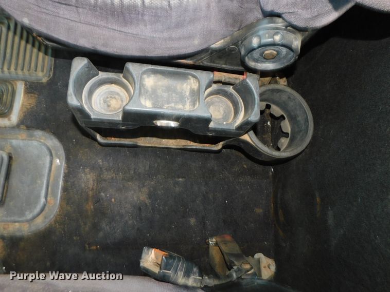 image for item DK8606 1999 Peterbilt 379  winch truck