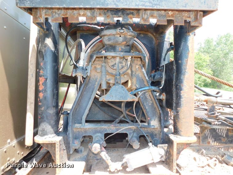 image for item DK8606 1999 Peterbilt 379  winch truck