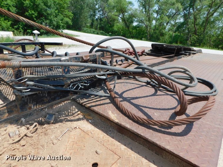 image for item DK8606 1999 Peterbilt 379  winch truck