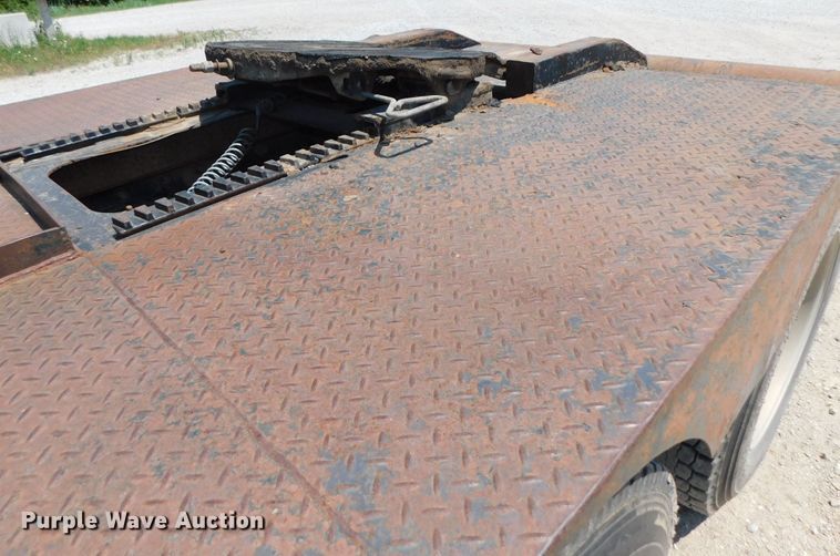 image for item DK8606 1999 Peterbilt 379  winch truck