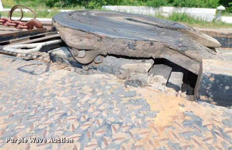 image for item DK8606 1999 Peterbilt 379  winch truck