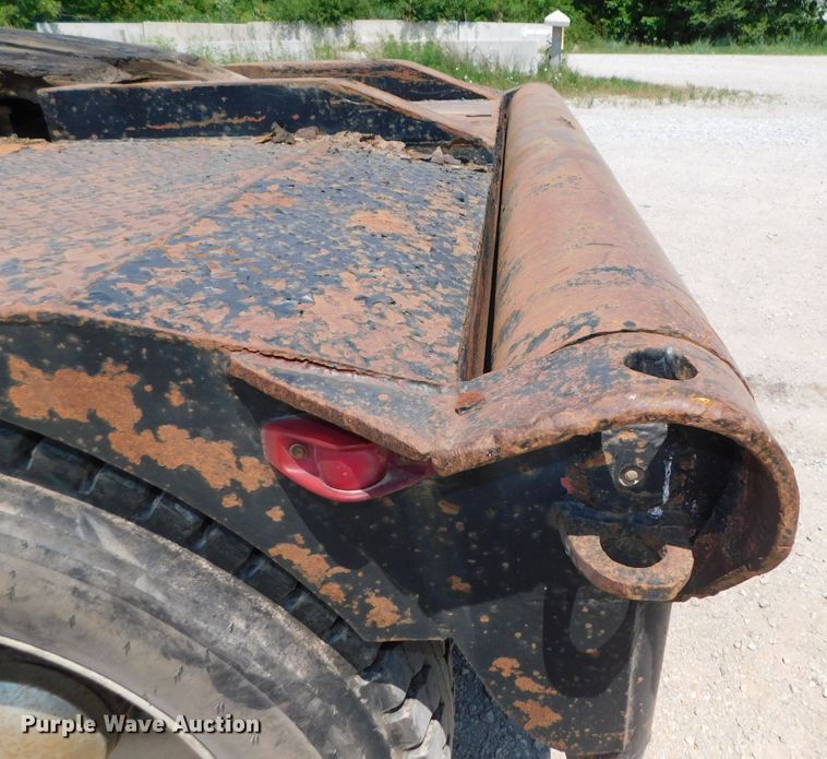 image for item DK8606 1999 Peterbilt 379  winch truck