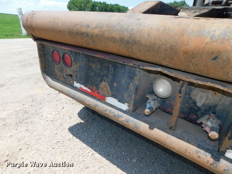 image for item DK8606 1999 Peterbilt 379  winch truck