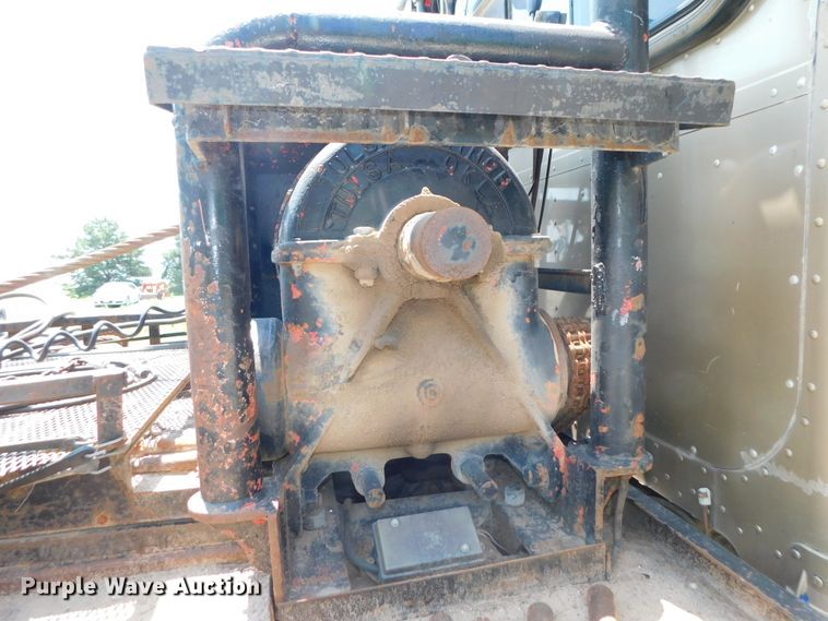 image for item DK8606 1999 Peterbilt 379  winch truck