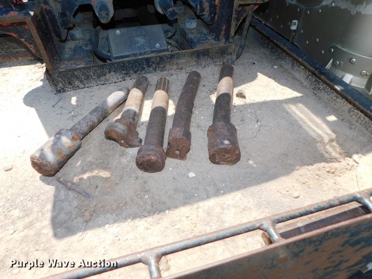 image for item DK8606 1999 Peterbilt 379  winch truck