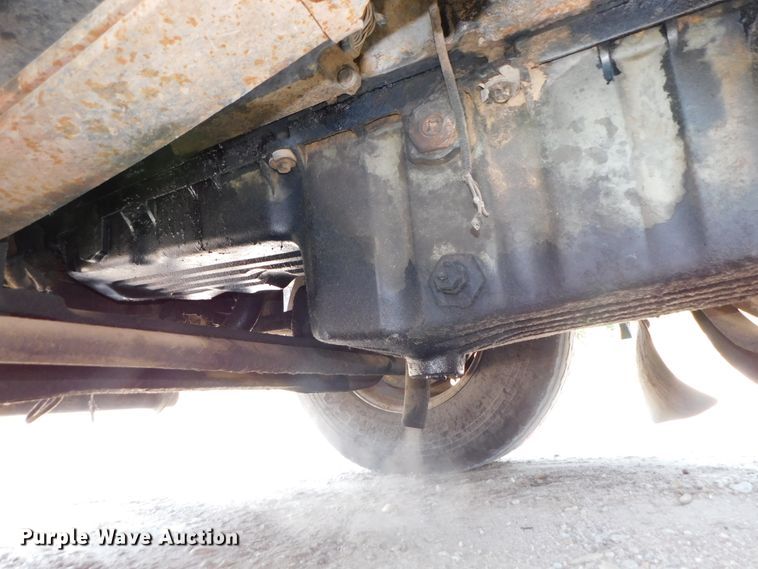 image for item DK8606 1999 Peterbilt 379  winch truck