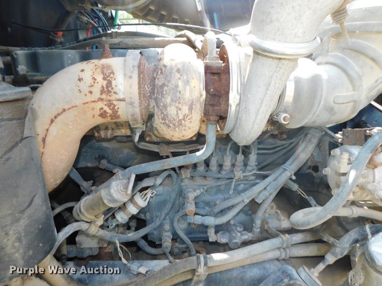 image for item DK8612 1993 Mack CH613  semi truck