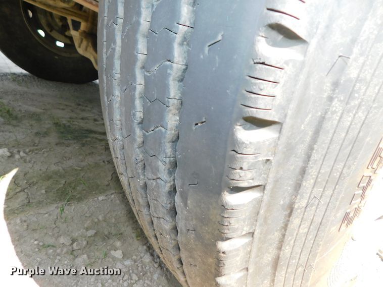 image for item DK8612 1993 Mack CH613  semi truck