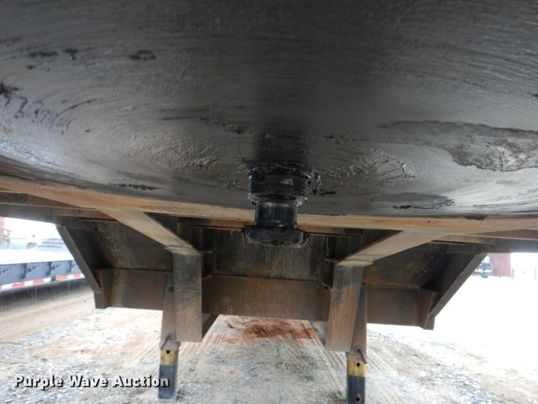 image for item DL0503 1992 Nuttal  drop deck equipment trailer