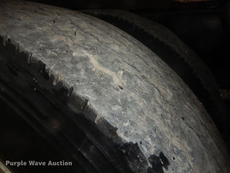 image for item DL0503 1992 Nuttal  drop deck equipment trailer