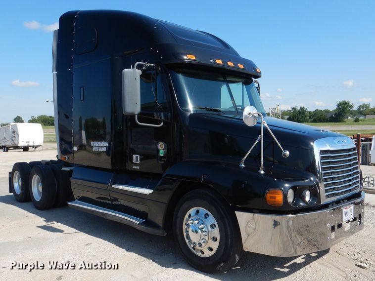 image for item DL3357 2007 Freightliner CST120  semi truck