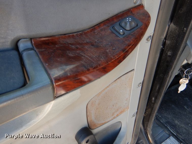 image for item DL3357 2007 Freightliner CST120  semi truck