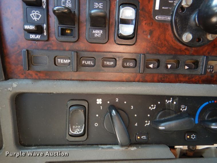 image for item DL3357 2007 Freightliner CST120  semi truck