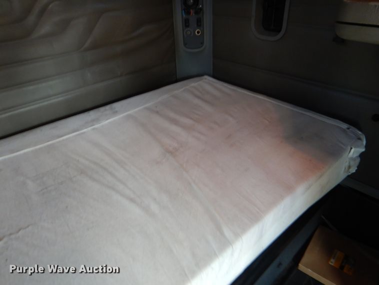 image for item DL3357 2007 Freightliner CST120  semi truck