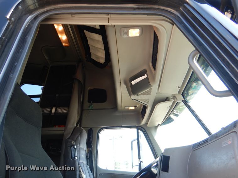 image for item DL3357 2007 Freightliner CST120  semi truck