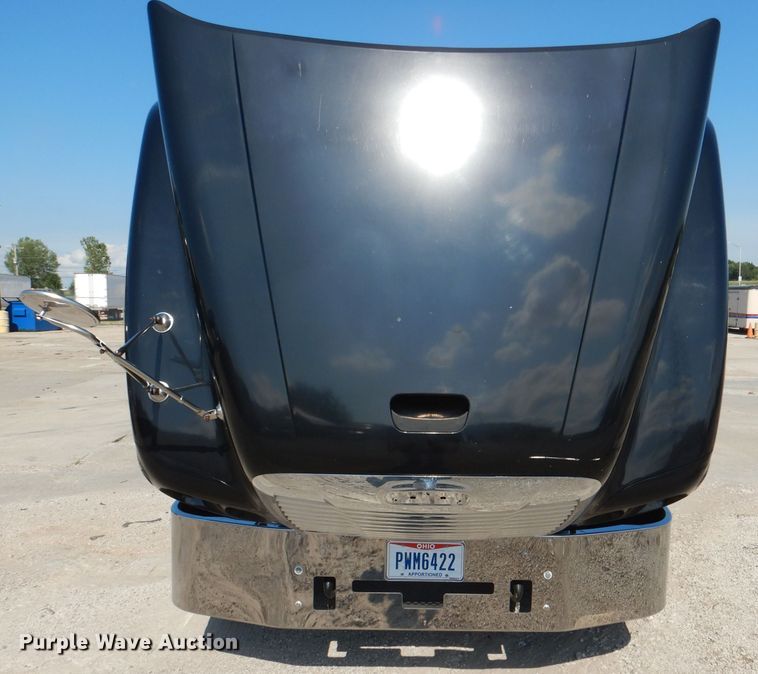 image for item DL3357 2007 Freightliner CST120  semi truck