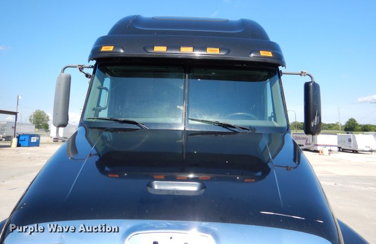 image for item DL3357 2007 Freightliner CST120  semi truck