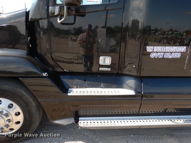 image for item DL3357 2007 Freightliner CST120  semi truck