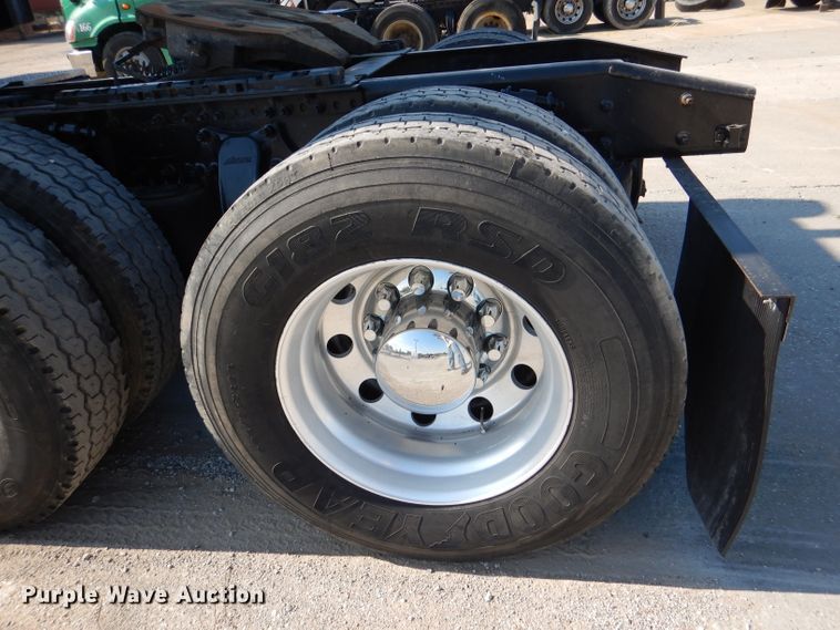 image for item DL3357 2007 Freightliner CST120  semi truck