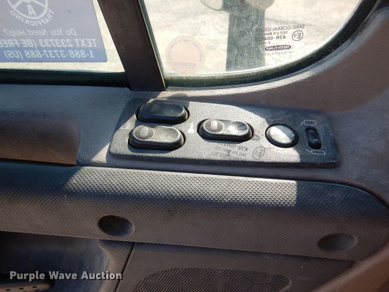 image for item DL3358 2010 Freightliner Cascadia 113  semi truck