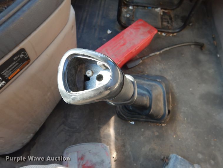 image for item DL3358 2010 Freightliner Cascadia 113  semi truck