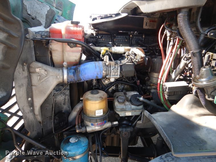 image for item DL3358 2010 Freightliner Cascadia 113  semi truck