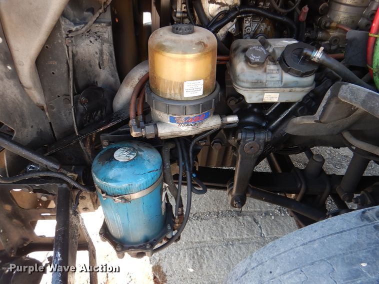 image for item DL3358 2010 Freightliner Cascadia 113  semi truck