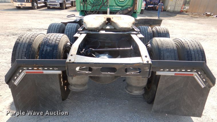 image for item DL3358 2010 Freightliner Cascadia 113  semi truck