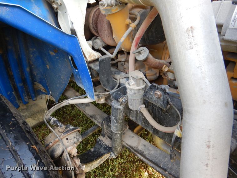 image for item DL3428 2003 International 8600  semi truck