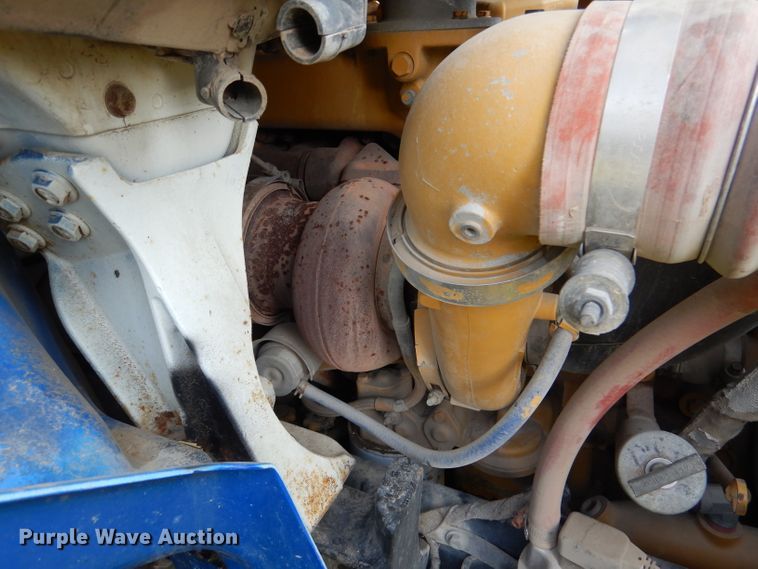 image for item DL3428 2003 International 8600  semi truck