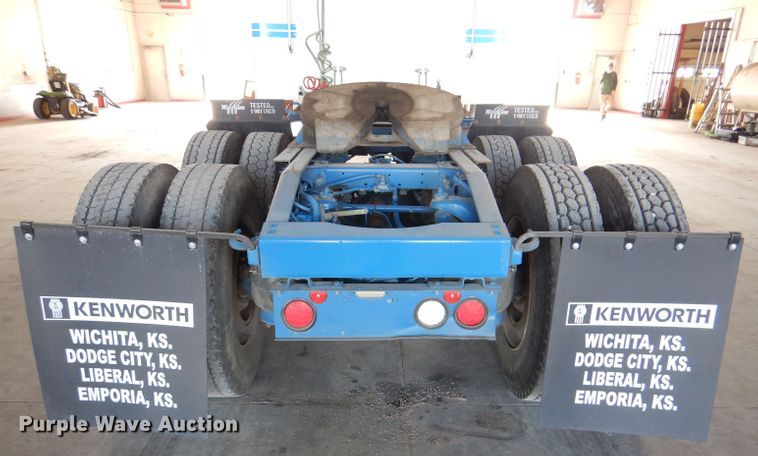 image for item DL3454 2009 Peterbilt 367  semi truck