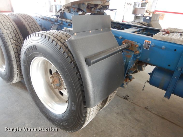 image for item DL3454 2009 Peterbilt 367  semi truck