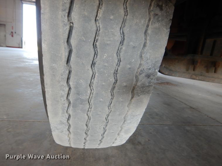 image for item DL3454 2009 Peterbilt 367  semi truck