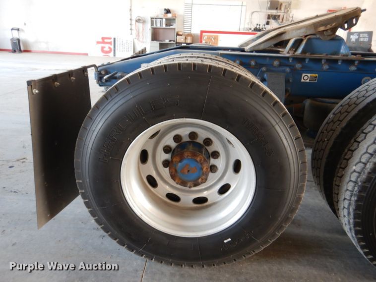 image for item DL3454 2009 Peterbilt 367  semi truck