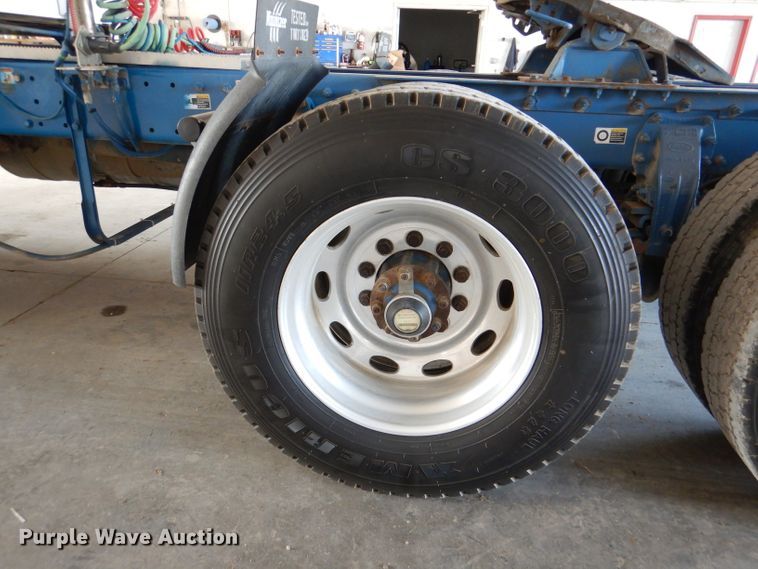 image for item DL3454 2009 Peterbilt 367  semi truck