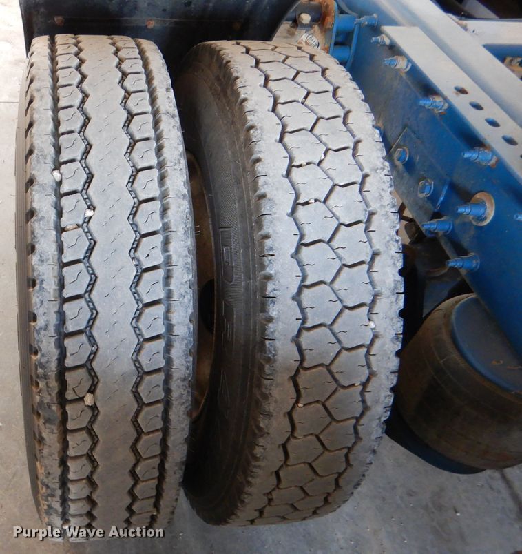 image for item DL3454 2009 Peterbilt 367  semi truck