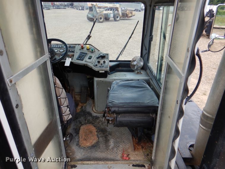 image for item DM3893 2012 Tico  yard truck