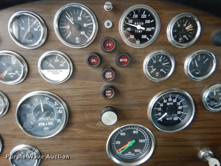 image for item DM3894 1987 Peterbilt 359 Classic  semi truck