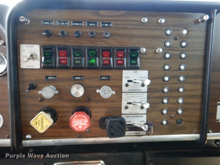 image for item DM3894 1987 Peterbilt 359 Classic  semi truck