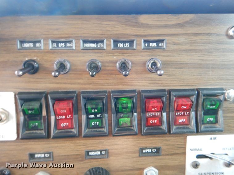 image for item DM3894 1987 Peterbilt 359 Classic  semi truck