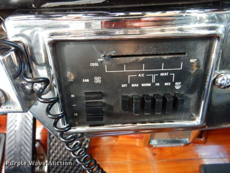 image for item DM3895 1981 Kenworth W900  semi truck