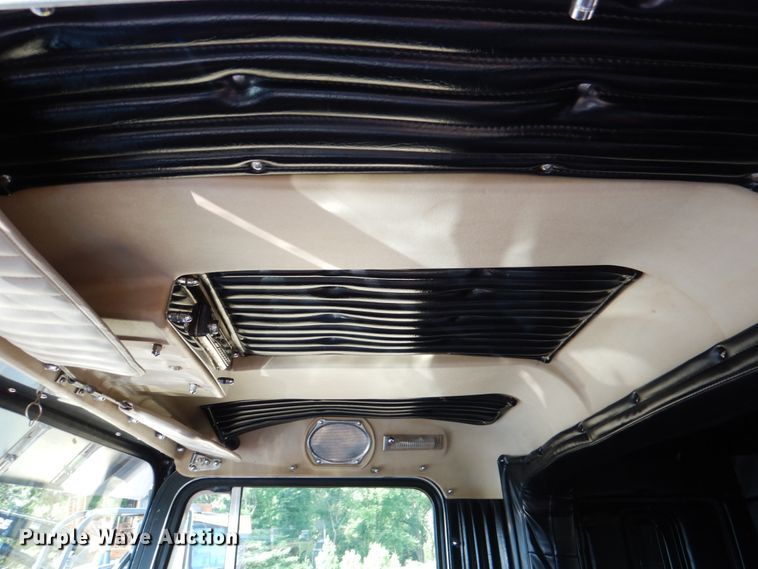 image for item DM3895 1981 Kenworth W900  semi truck