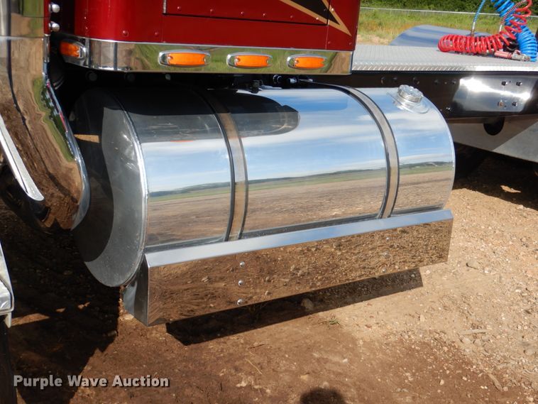 image for item DM3895 1981 Kenworth W900  semi truck