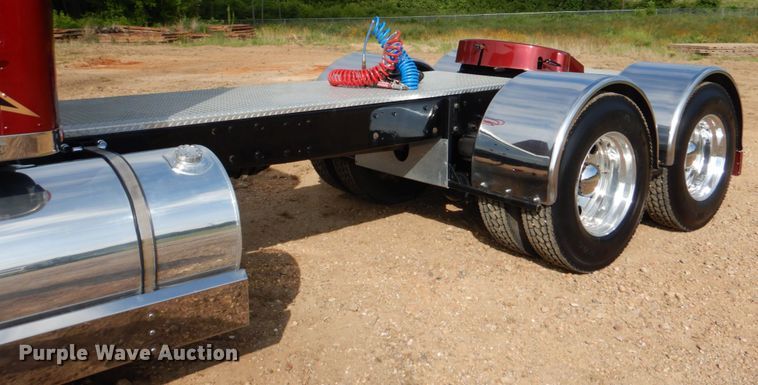 image for item DM3895 1981 Kenworth W900  semi truck