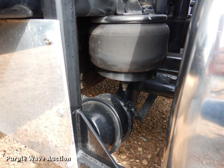 image for item DM3895 1981 Kenworth W900  semi truck